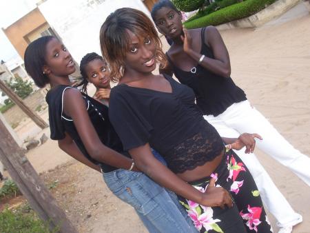 le groupe again